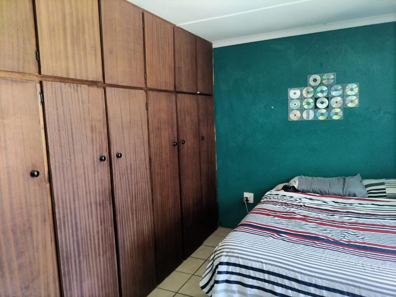 5 Bedroom Property for Sale in Amalinda Eastern Cape